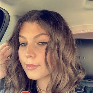 Meet your Posher, Sophee